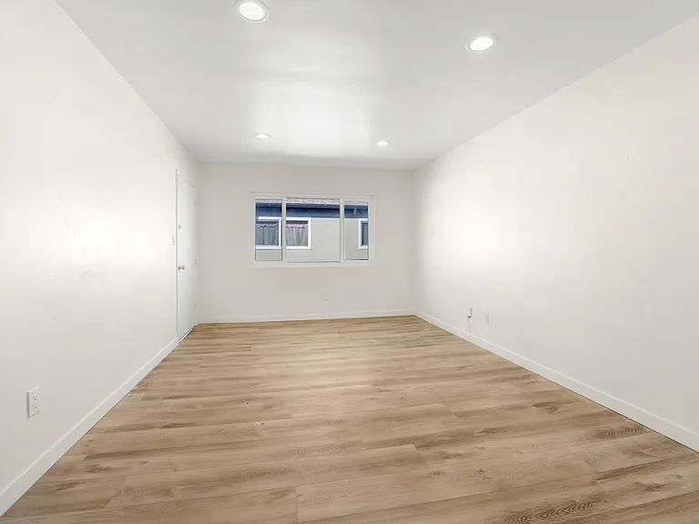 4133 Wabash Ave #7 — Photo 8