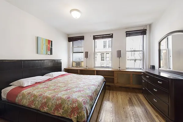 Rented by Corcoran | media 4