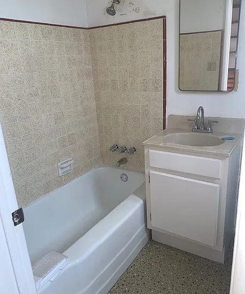 740 W 33rd St — Photo 7