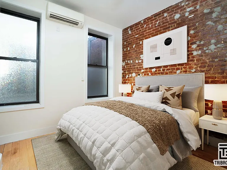 386 E 23rd St #3L — Photo 2