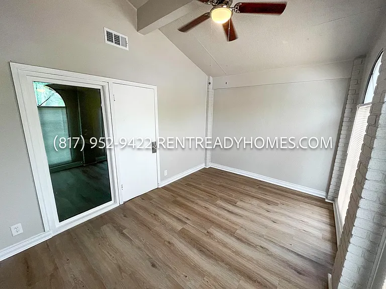 9526 Millers Rdg — Photo 13