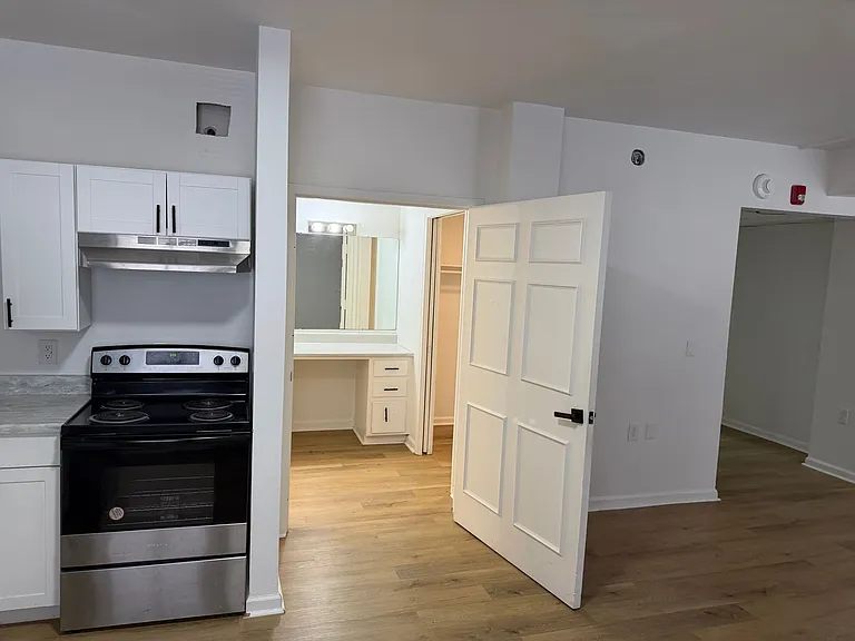 Park Place Apartments — Photo 20