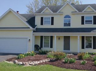 1009 W Main St, Cary, IL 60013