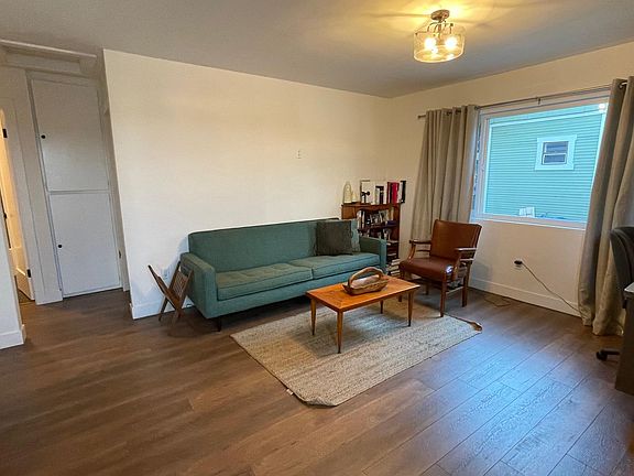 5th image of 125 1/2 S Avenue 52 #1/2