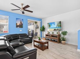 1575 Sandbagger Dr, Davenport, FL