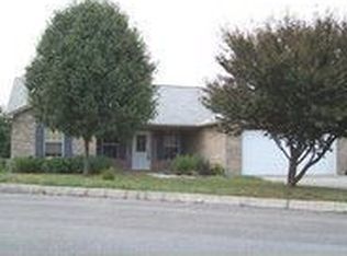 1623 Middle Ct, Sevierville, TN 37862