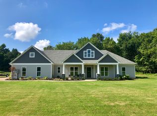 170 Emma Claire Rd, Oakland, TN 38060