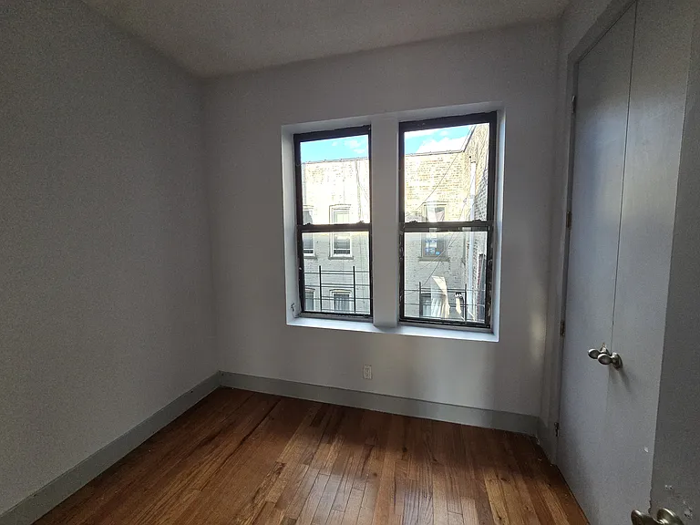 147 Rockaway Pkwy #5 — Photo 9