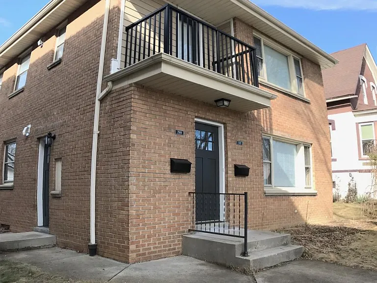 2987 S Clement Ave #LOWER — Photo 12