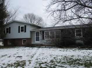 1441 Page Rd, Aurora, OH 44202