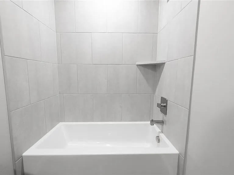 3816 Lleyton Dr — Photo 15