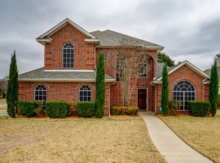 2724 Mill Haven Dr, Hurst, TX 76054