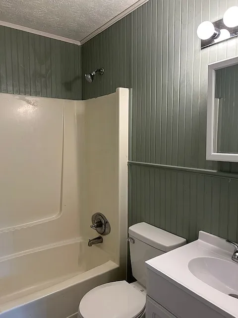 3 bed, 1008 sqft, $1,000 — Photo 4