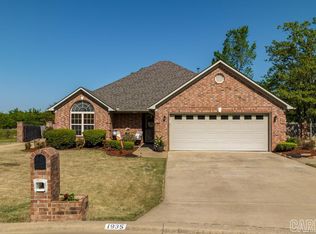 1935 Potter St, Conway, AR 72032