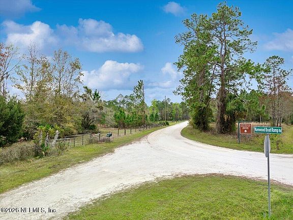 2nd image of 100 KENWOOD BOAT RAMP RD Road