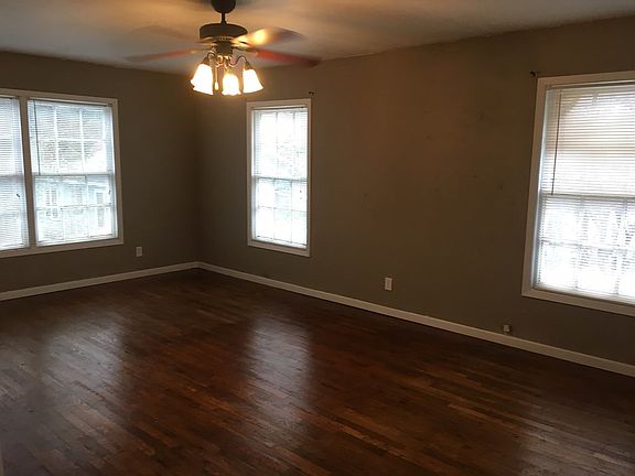 5th image of 1009 Atkinson Dr
