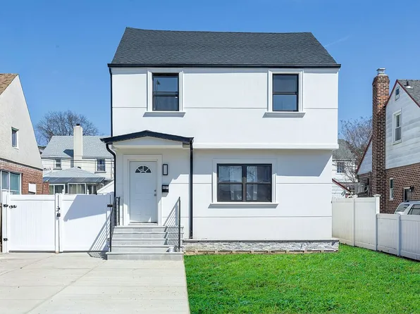 6515 183rd St, Fresh Meadows, NY 11365