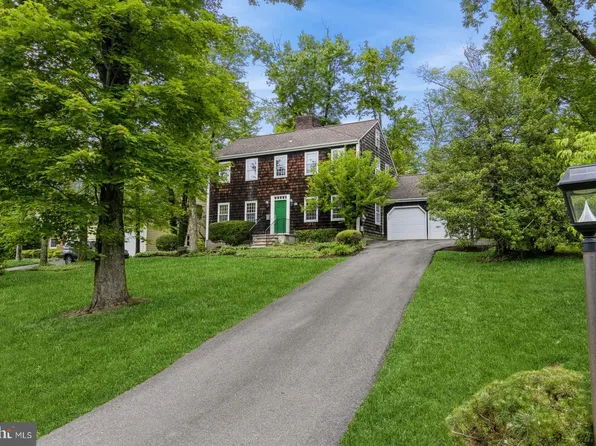 24 Turner Ct, Princeton, NJ 08540