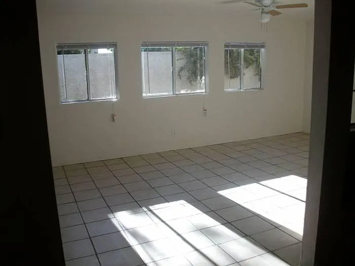 2998 Kennewick Dr — Photo 3
