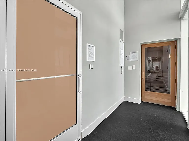 665 NE 25th St #1404 — Photo 19
