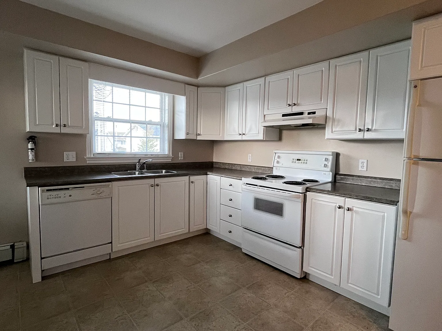 943 Cole Harbour Road Dartmouth — Photo 2