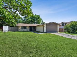 3225 W Rochelle Rd, Irving, TX 75062