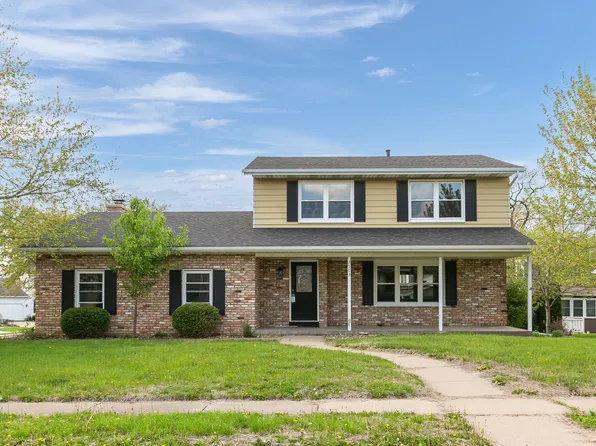 3503 32nd St, Moline, IL 61265