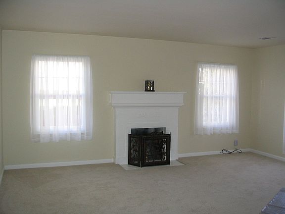 3rd image of 2856 San Luis Ct