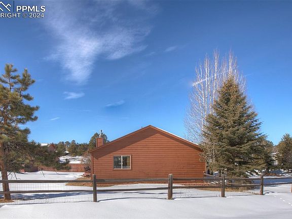3rd image of 311 Emerson Ct