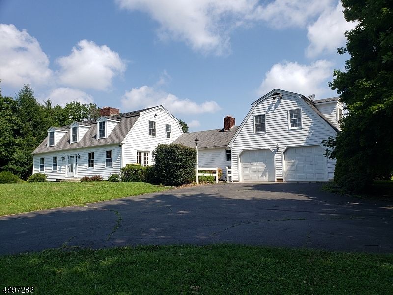 223 Pittstown Rd, Pittstown, NJ 08867 Zillow