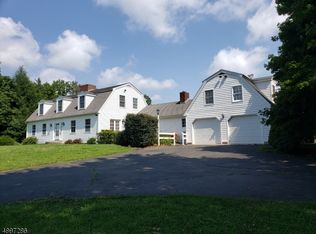 223 Pittstown Rd, Pittstown, NJ 08867