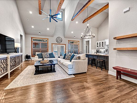 3rd image of 3711 Bitterroot St