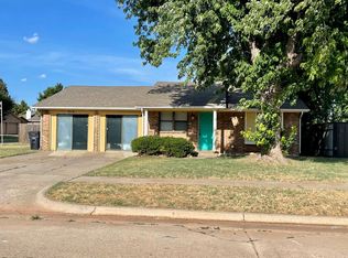 916 Bronze Medal Rd, Moore, OK 73160