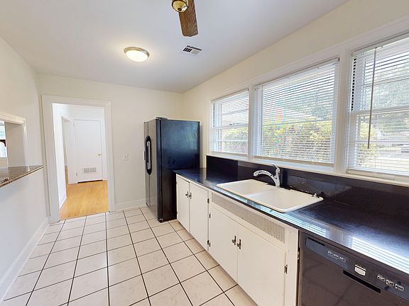 3rd image of 3549 Mayfair Rd