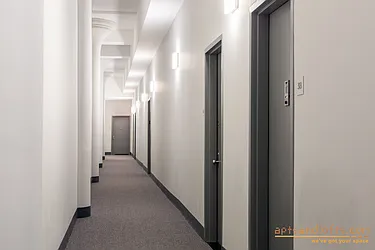 Rented by aptsandlofts.com