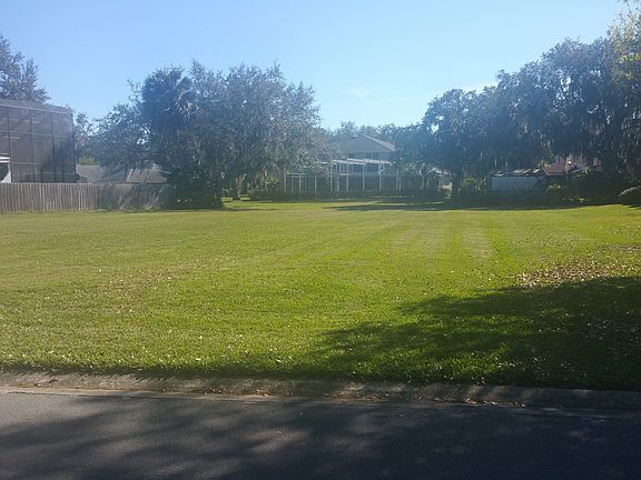 4th image of O Regal Oak Dr