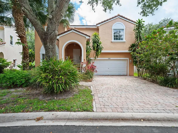 2110 NW 75th Way, Pembroke Pines, FL 33024