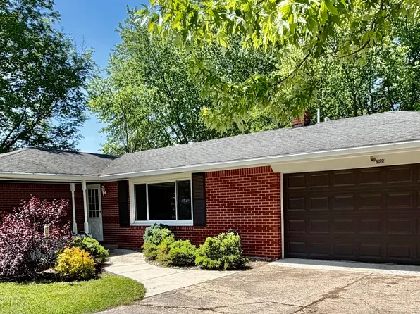 7889 S Ladoga Rd, Ladoga, IN 47954