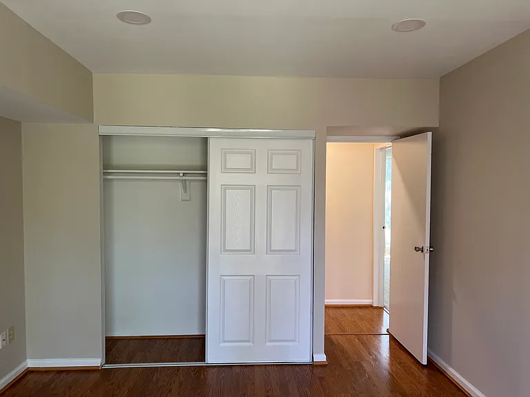 2037 Royal Fern Ct #22C — Photo 6