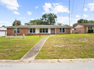 1055 Parkridge Cir W, Jacksonville, FL 32211