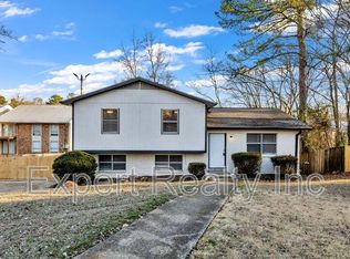 624 Cresap Cir NE, Birmingham, AL 35215