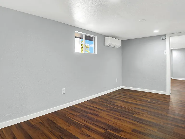 4603 Byron Street — Photo 14