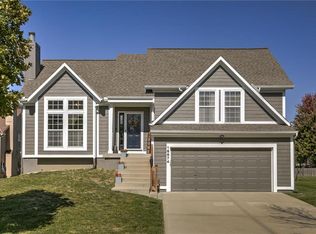 16674 W 156th Ter, Olathe, KS 66062