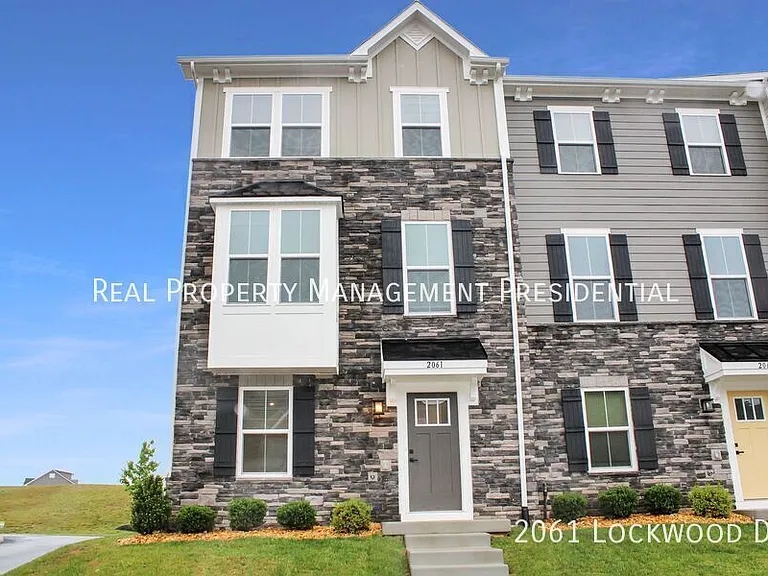 2061 Lockwood Dr — Photo 1