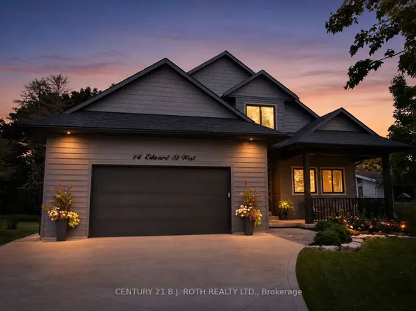 14 Edward St W, Clearview, ON L0M 1G0