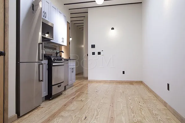 Rented by Brick&Mortar | media 26