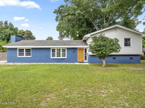 214 W Bedford Road, Wilmington, NC 28411