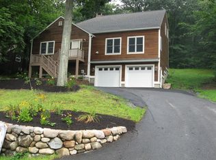 140 Hickory Hill Rd, North Andover, MA 01845