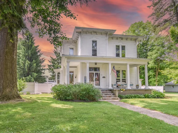 115 W Silver St, Reading, MI 49274