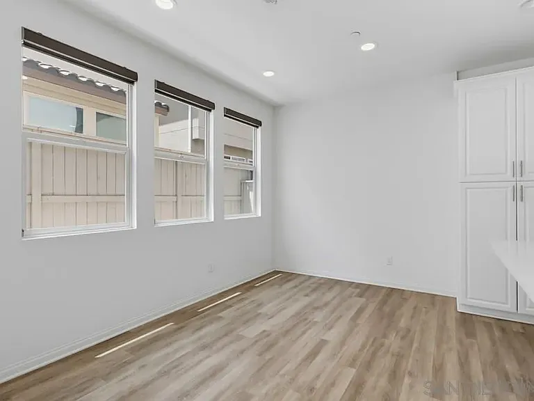1041 Sea Glass Way — Photo 13
